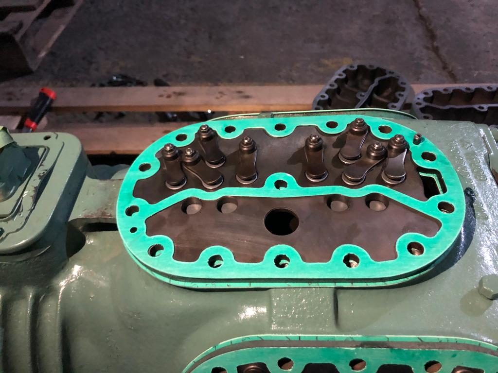 Ajuste completo de compresores semihermeticos y de piston